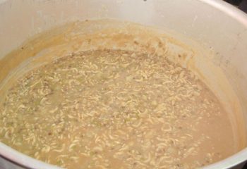 1st-day-of-outreach-April-2012-118